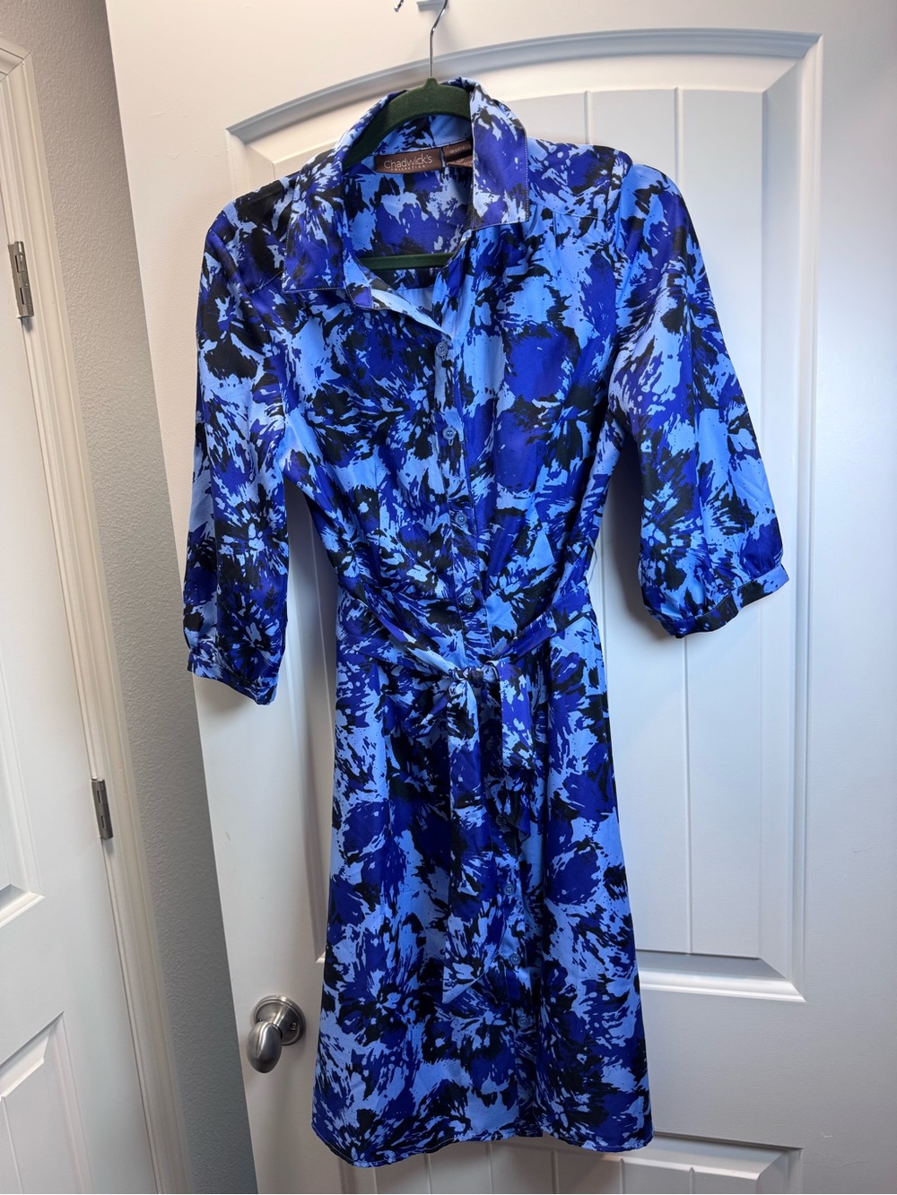 Chadwicks Blue and Black Abstract Midi Shirt Dress